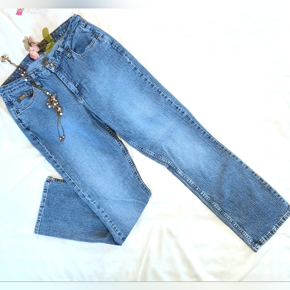 RIDERS Classic Blue Blue Jeans